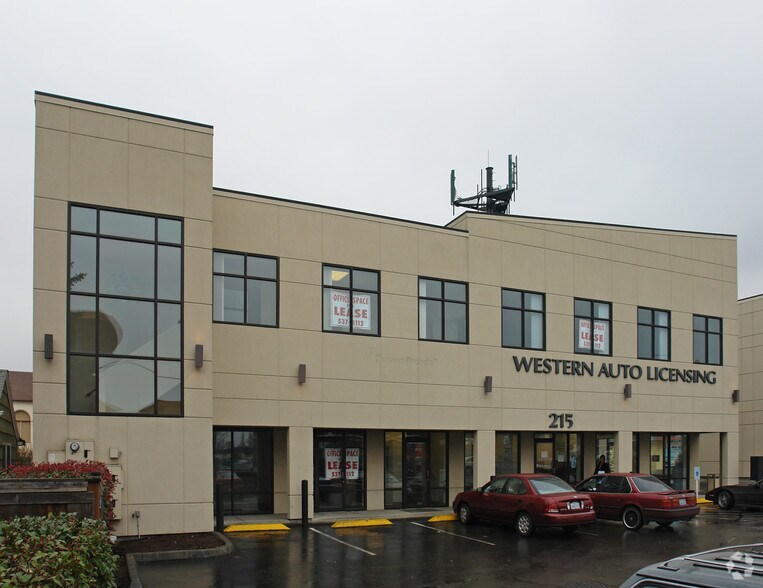 215 Garfield St S, Tacoma, WA à louer - Photo de l’immeuble – Image 2 sur 9