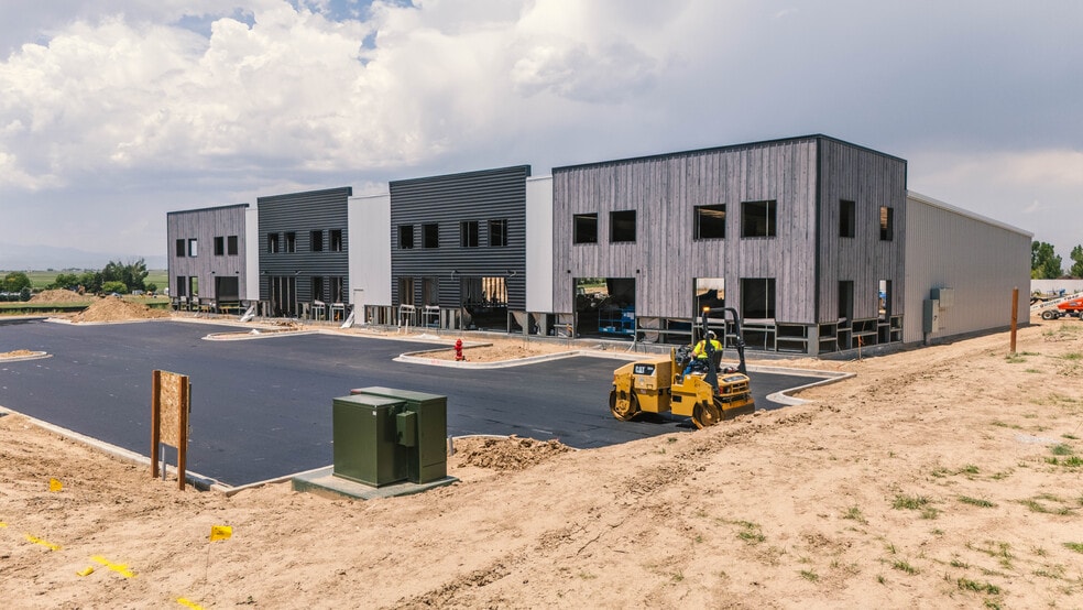 710 Triumph Dr, Windsor, CO à louer - Photo de l’immeuble – Image 2 sur 7