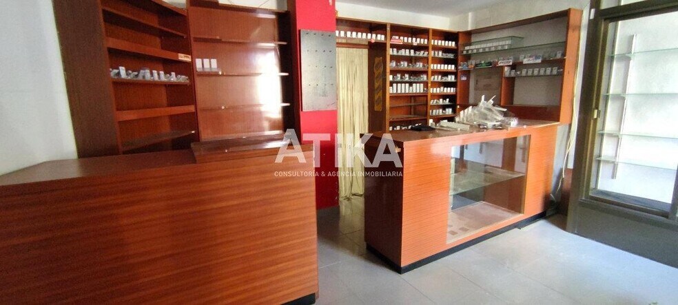 Local commercial dans València à louer - Photo de l’immeuble – Image 3 sur 4