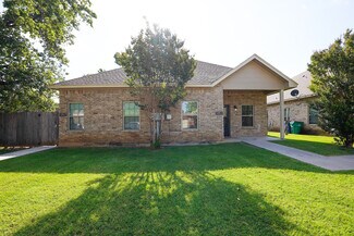 Plus de détails pour 1101 Cates St, Bridgeport, TX - Logement à vendre