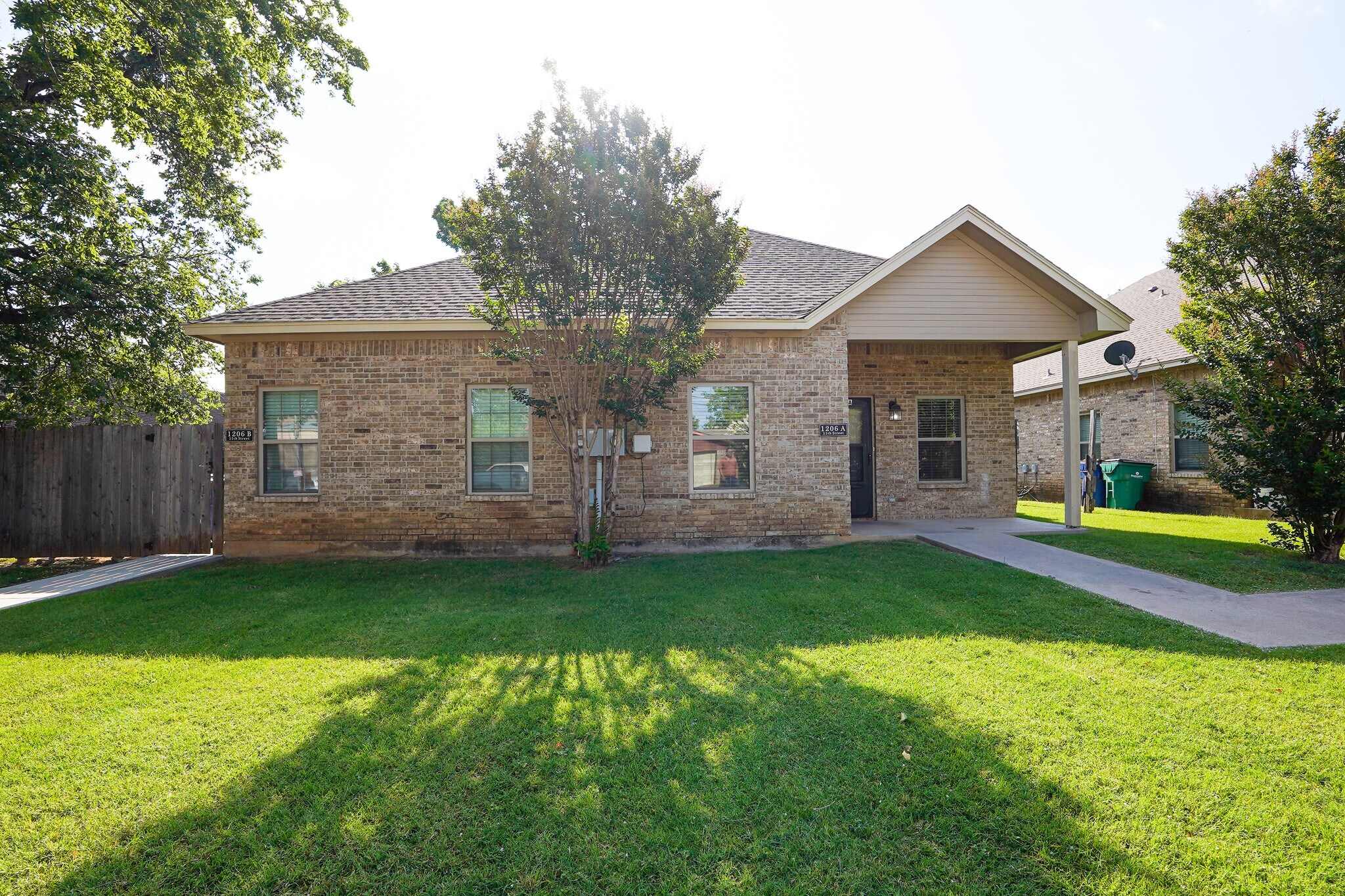 1101 Cates St, Bridgeport, TX à vendre Photo de l’immeuble– Image 1 sur 16