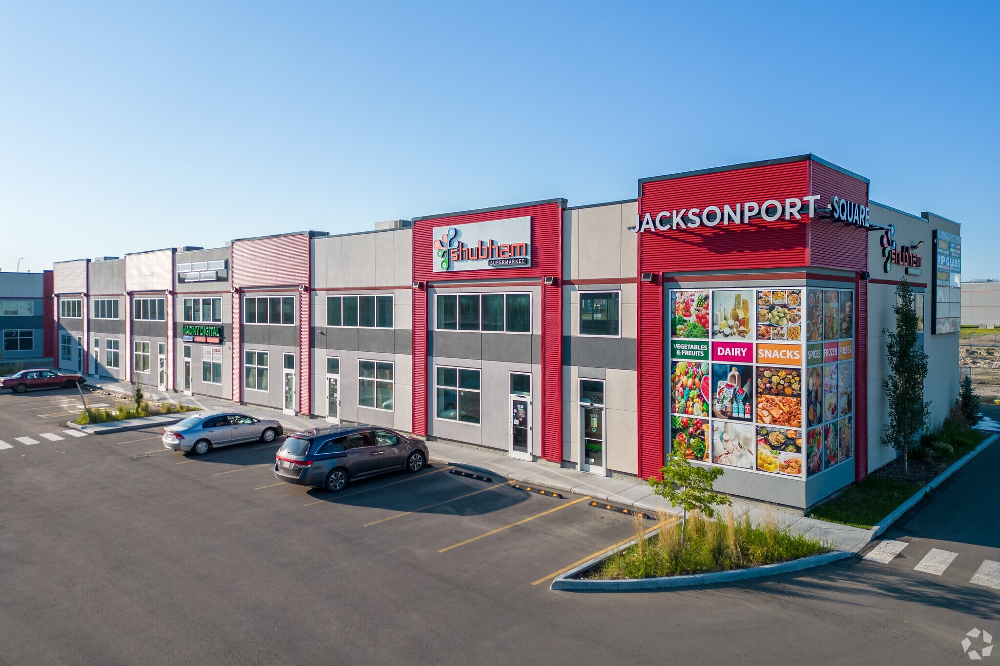 10960 42 St NE, Calgary, AB à vendre Photo principale– Image 1 sur 7