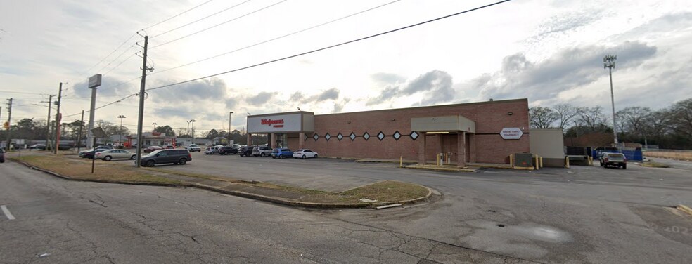 10 W Fairview Ave, Montgomery, AL à louer - Photo de l’immeuble – Image 3 sur 8