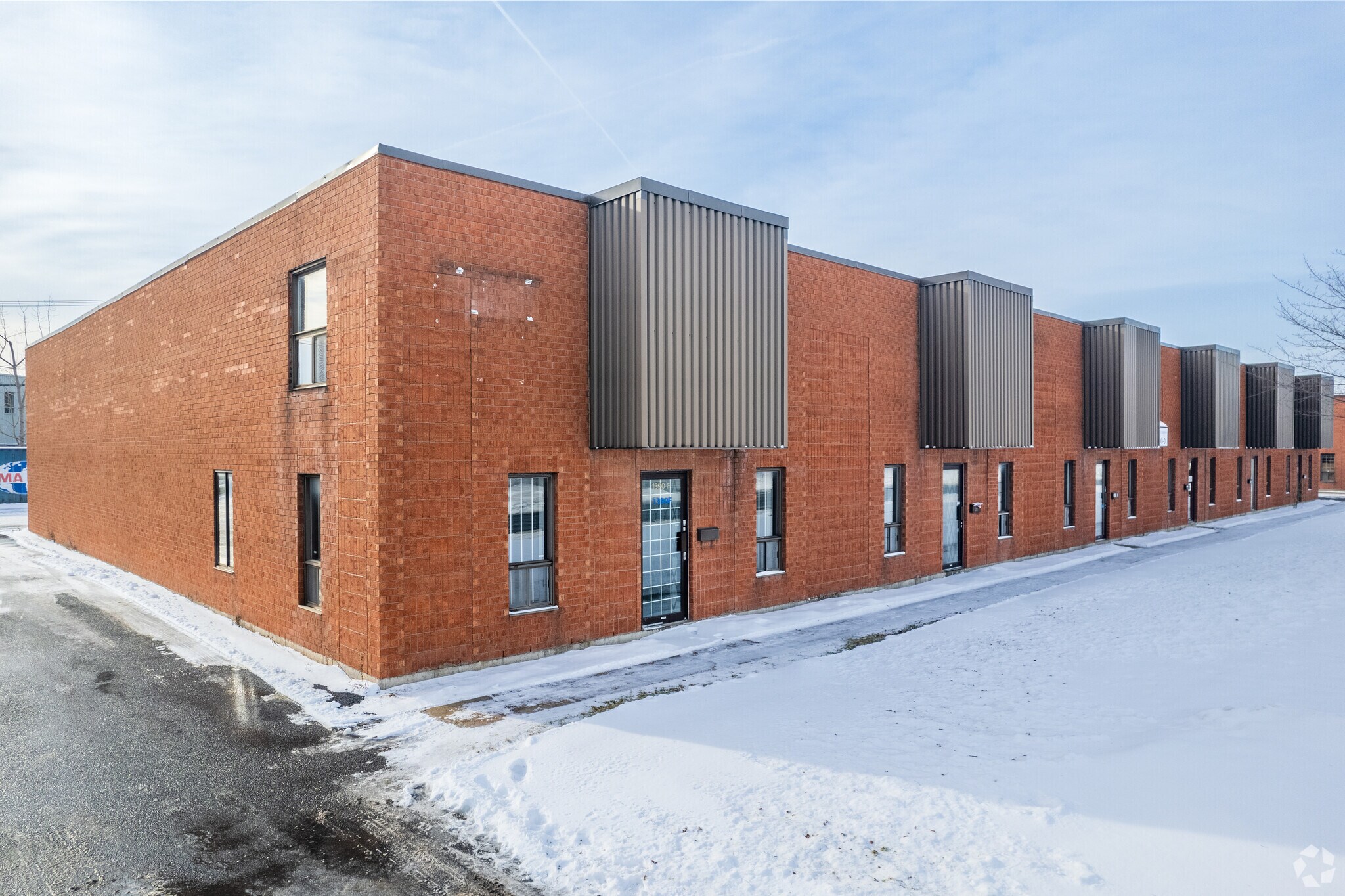 1390 Rue de Coulomb, Boucherville, QC à louer Photo principale– Image 1 sur 5