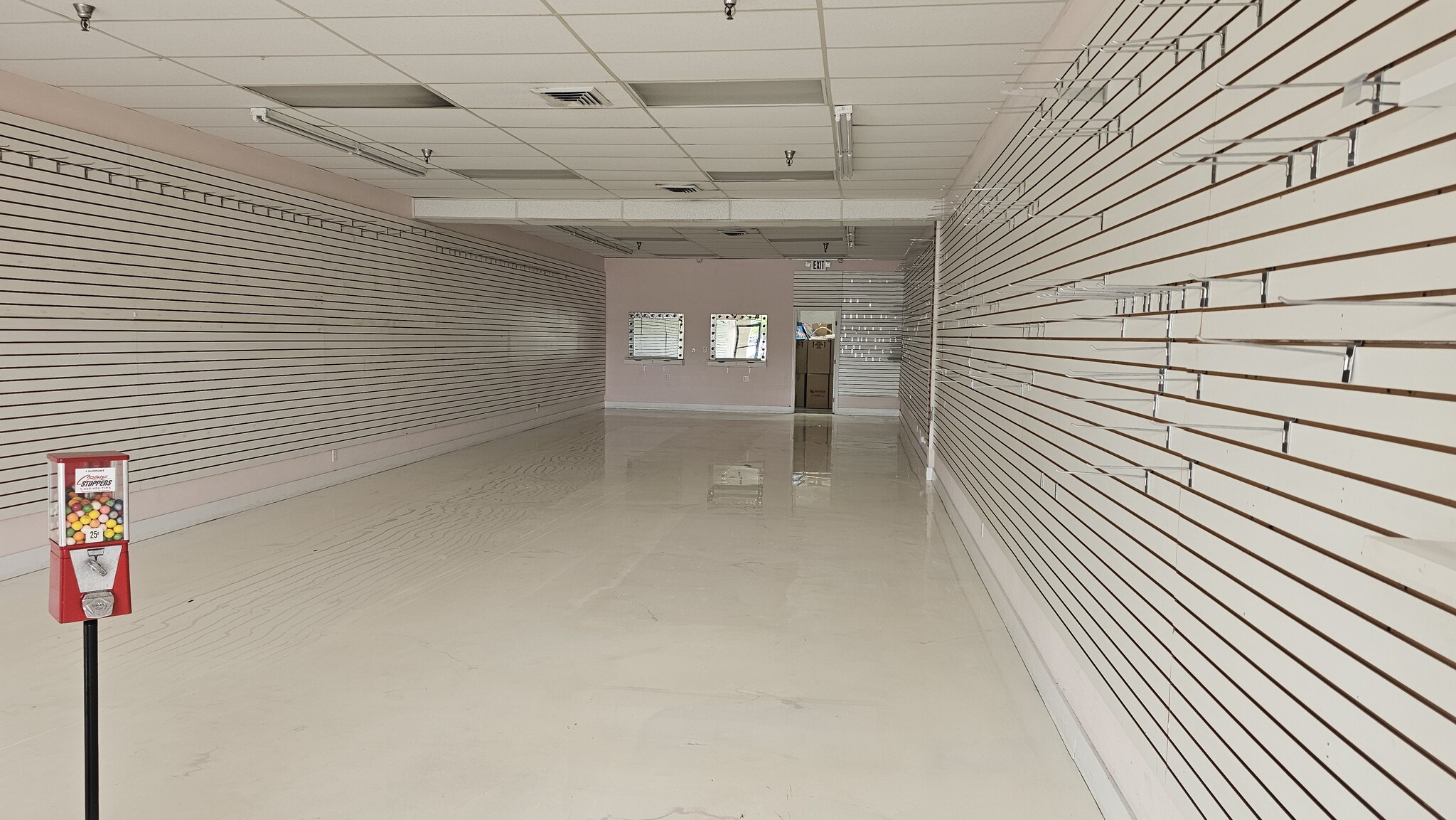 1105-1199 Royal Palm Beach Blvd, Royal Palm Beach, FL à louer Photo intérieure– Image 1 sur 2