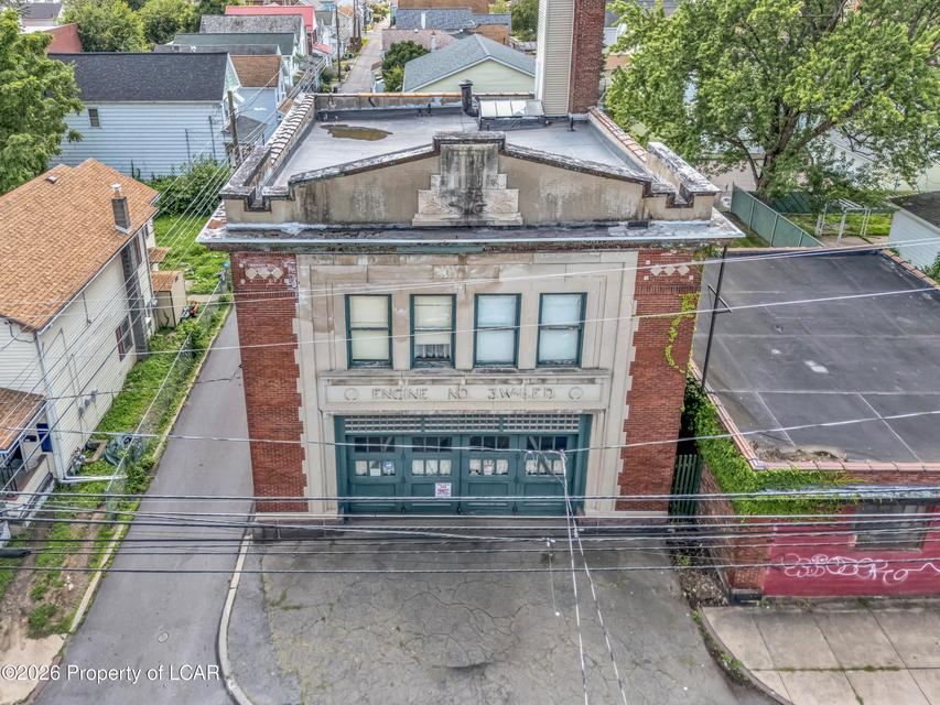 231 Stanton St, Wilkes-Barre, PA à vendre Photo principale– Image 1 sur 31