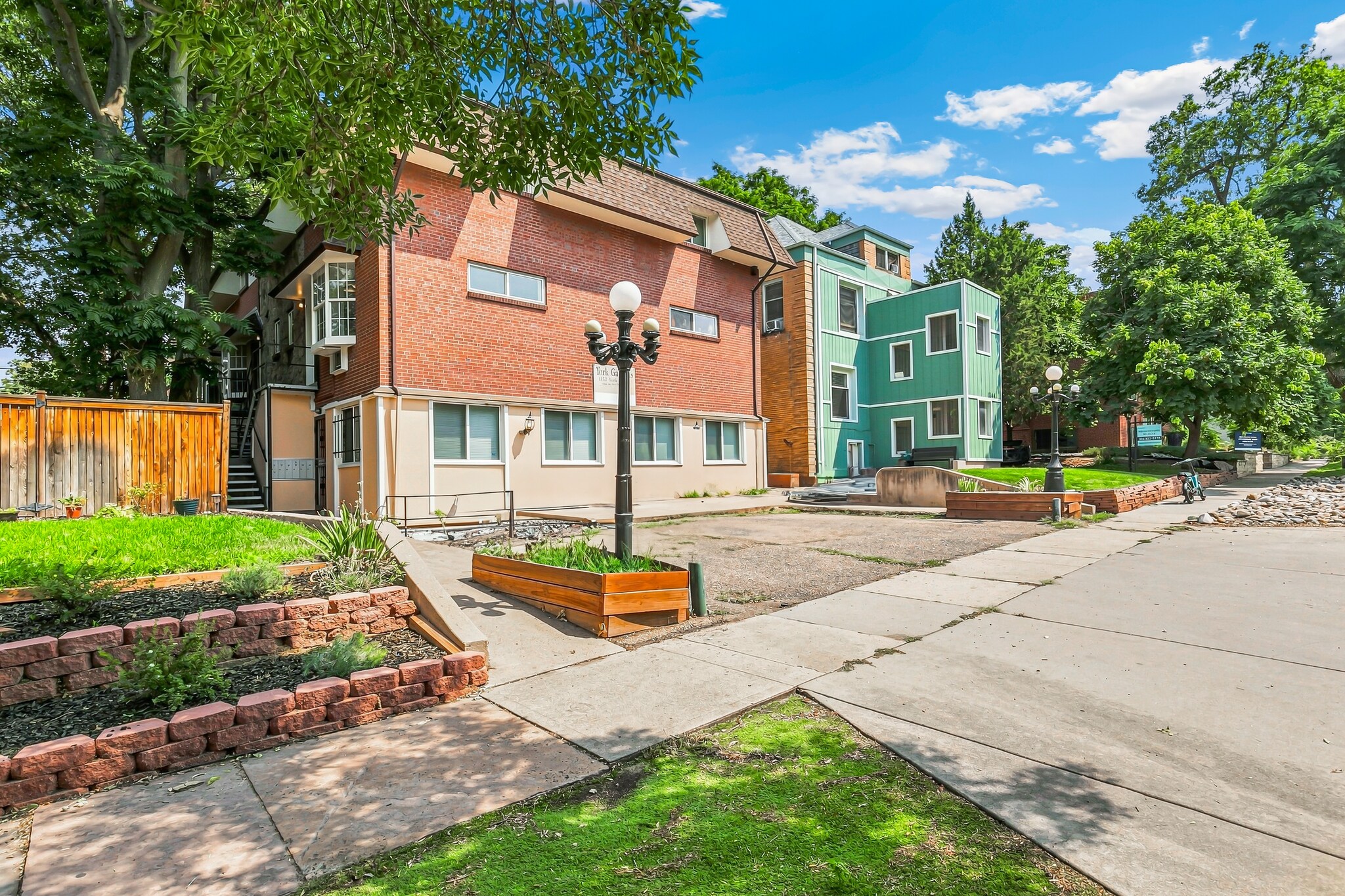 1152 York St, Denver, CO à vendre Photo de l’immeuble– Image 1 sur 50