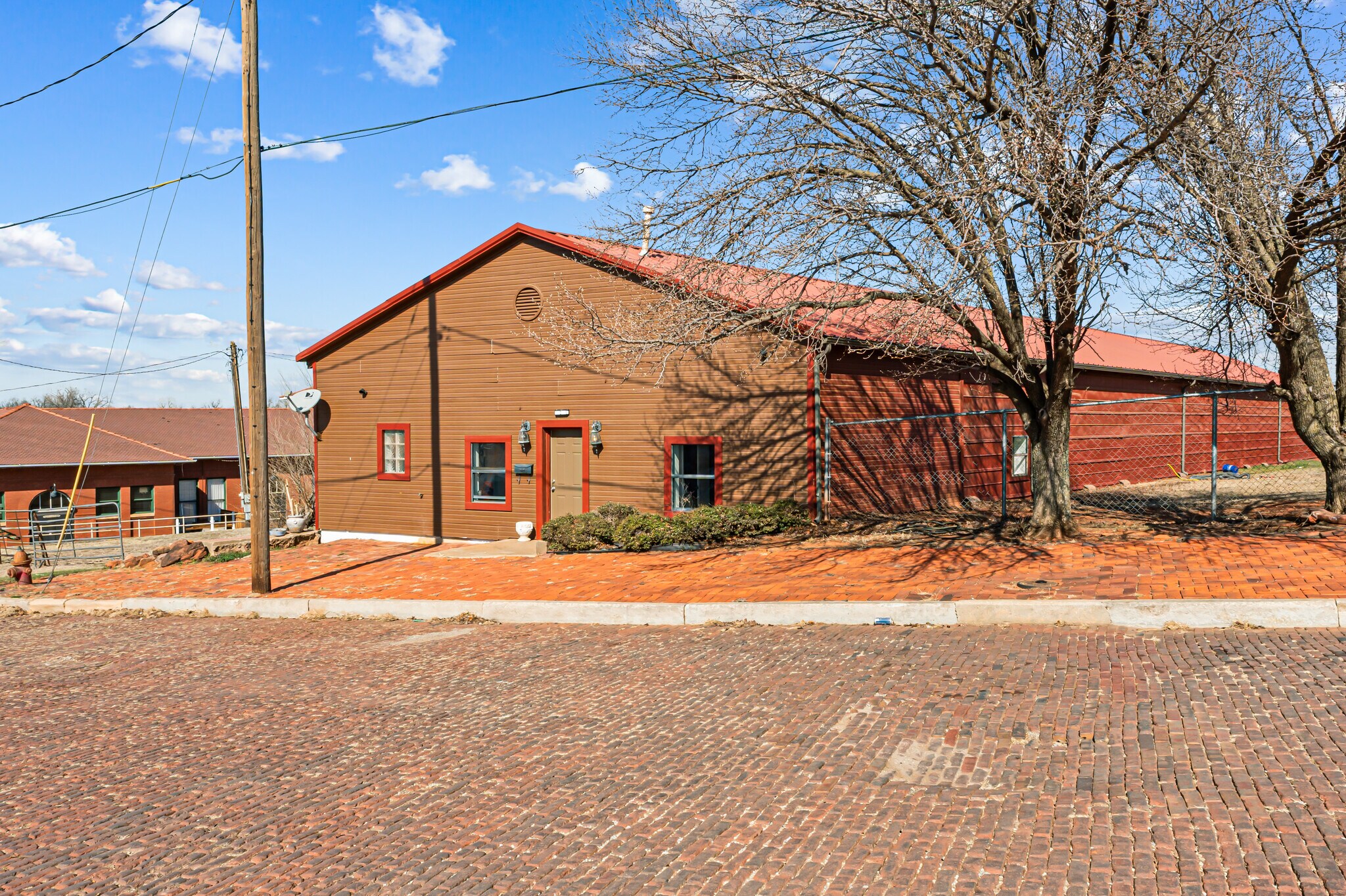 410 W Harrison Ave, Guthrie, OK à vendre Photo de l’immeuble– Image 1 sur 41