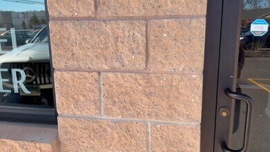 150-158 Sullivan Ave, South Windsor, CT à louer - Vidéo sur l’annonce professionnelle