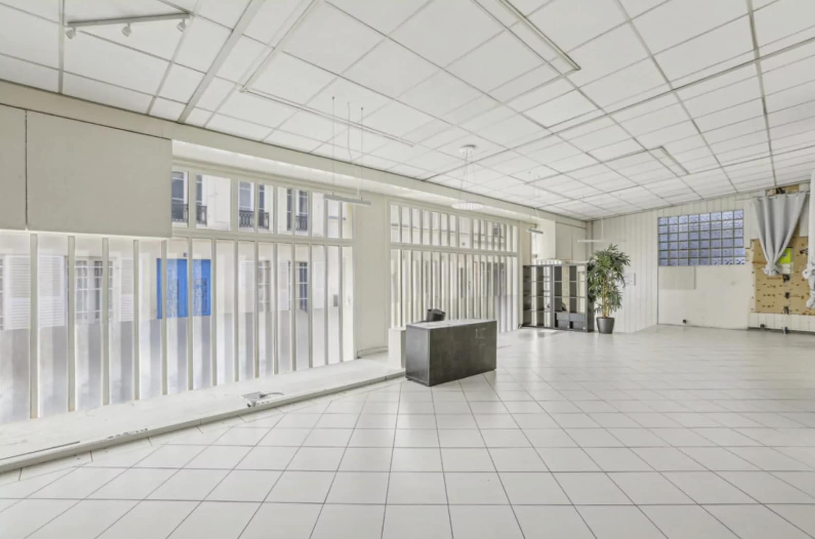 Bureaux/Local commercial dans Paris à louer Photo intérieure– Image 1 sur 10