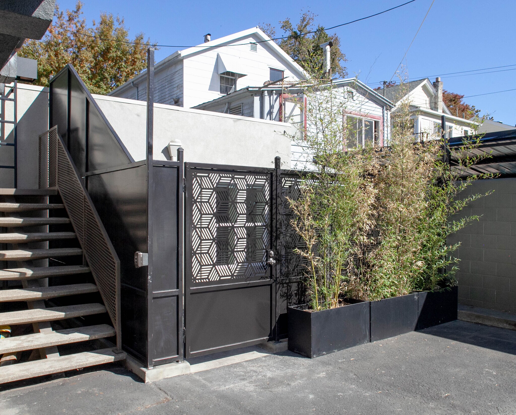 1214 F St, Sacramento, CA à louer Photo de l’immeuble– Image 1 sur 16