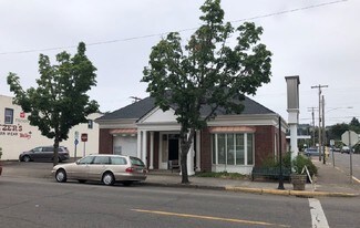 Plus de détails pour 750 E Main St, Cottage Grove, OR - Bureau/Local commercial à louer