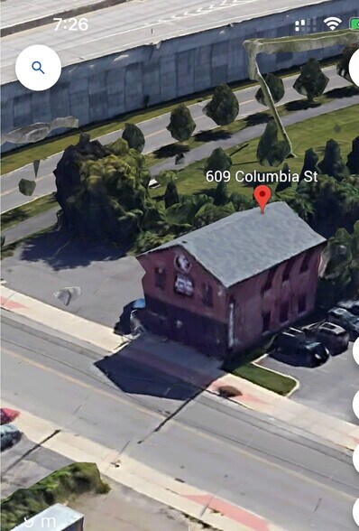 609 Columbia St, Utica, NY à louer - Photo de l’immeuble – Image 2 sur 14