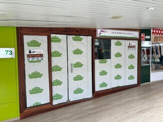 Plus de détails pour Local commercial à vendre