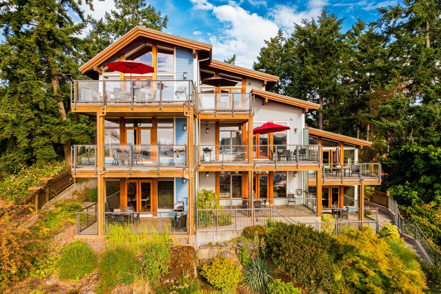 118 Rainbow Rd, Salt Spring Island, BC à vendre - Photo de l’immeuble – Image 3 sur 63
