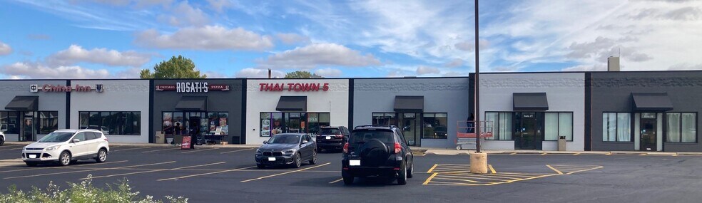 610-630 Plaza Dr, Sycamore, IL à louer - Photo de l’immeuble – Image 3 sur 7