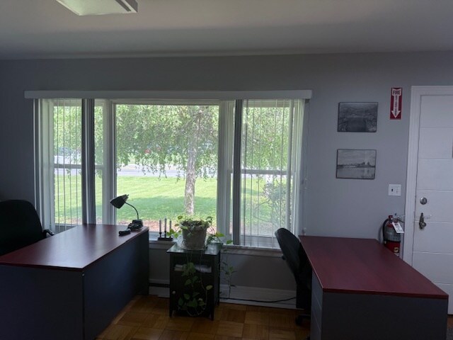 446 N Greenbush Rd, Defreestville, NY à louer - Photo de l’immeuble – Image 3 sur 13