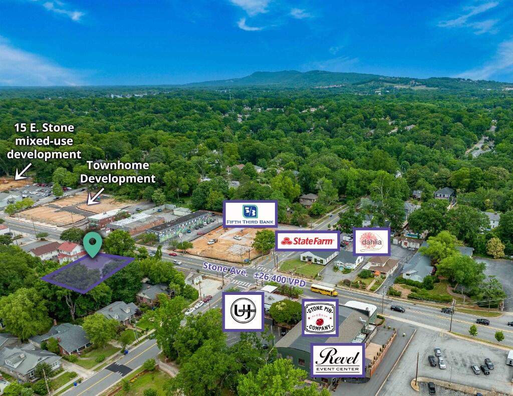 208 E Stone Ave, Greenville, SC à vendre Photo principale– Image 1 sur 4