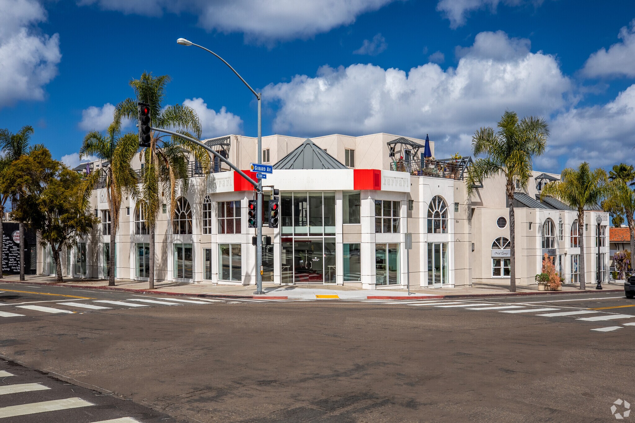 7514 Girard Ave, La Jolla, CA à vendre Photo de l’immeuble– Image 1 sur 11