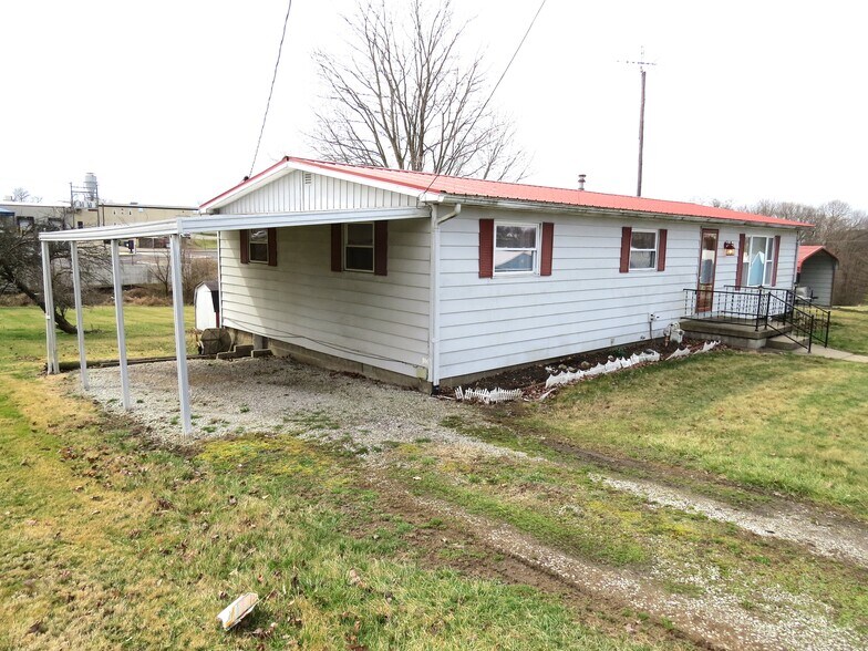 615 Longhorn St NW, Carrollton, OH à vendre - Photo de l’immeuble – Image 3 sur 38
