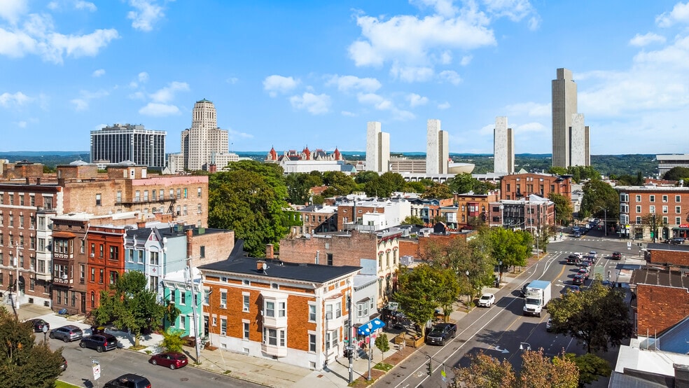 465 Madison Ave, Albany, NY à vendre - Photo de l’immeuble – Image 3 sur 45