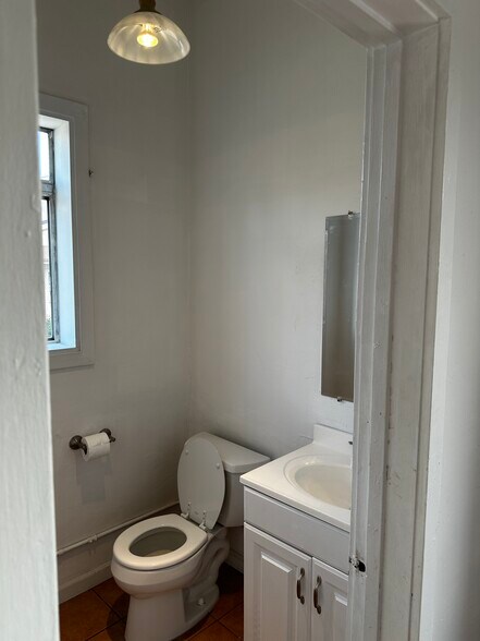 935 Sir Francis Drake Blvd, Greenbrae, CA à louer - Photo intérieure – Image 3 sur 6
