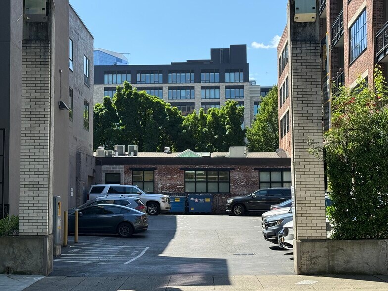 1100 NW Glisan St, Portland, OR à louer - Photo de l’immeuble – Image 3 sur 17