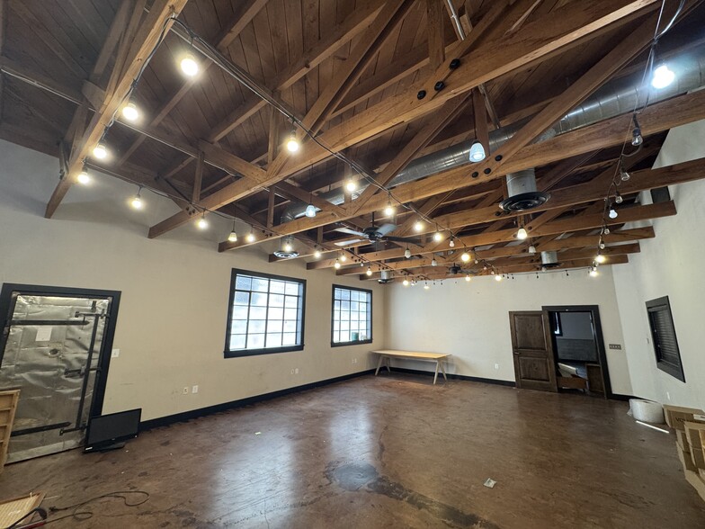 6728 Bright Ave, Whittier, CA à vendre - Photo de l’immeuble – Image 3 sur 7