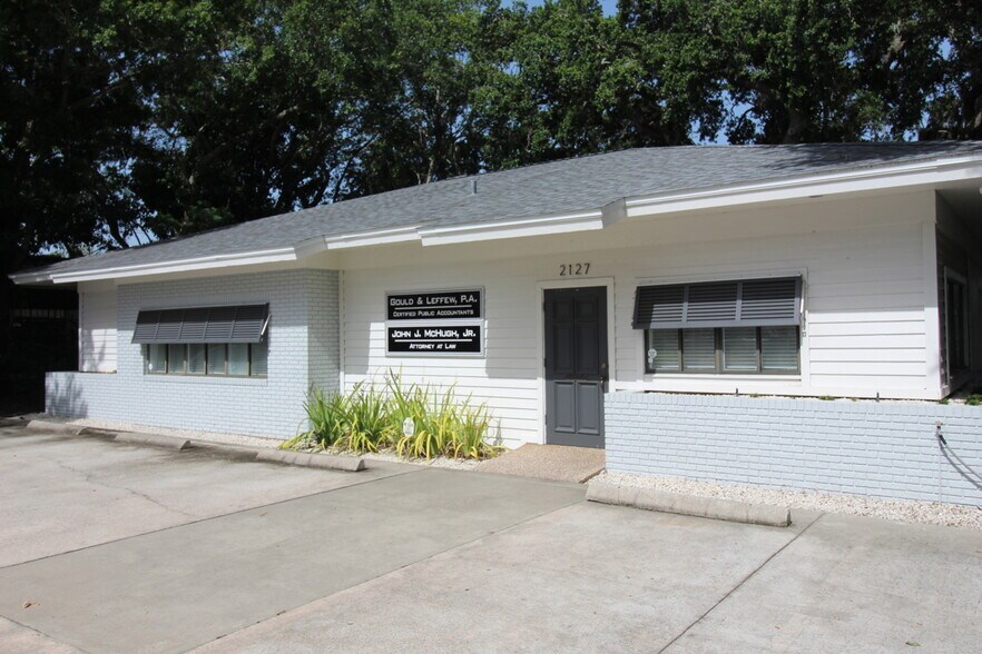 2127 10th Ave, Vero Beach, FL à vendre - Photo de l’immeuble – Image 2 sur 52