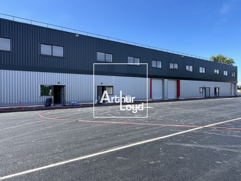 Industriel/Logistique dans Bruguières à louer - Photo de l’immeuble – Image 1 sur 13