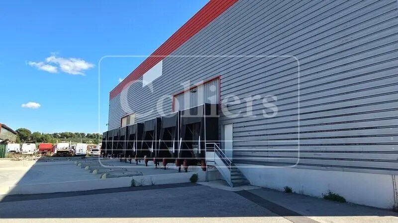 Local d’activités dans Gignac-la-Nerthe à louer Photo de l’immeuble– Image 1 sur 13