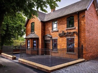 Plus de détails pour 23 Albert St, Newcastle - Bureau à louer