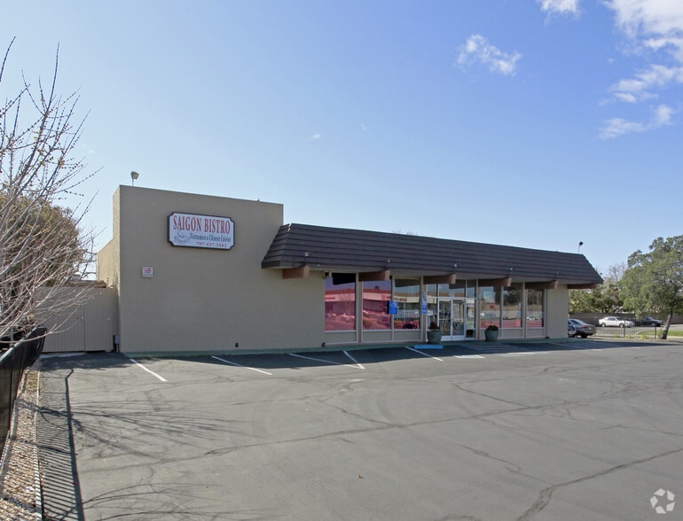 201 Travis Blvd, Fairfield, CA à louer - Photo principale – Image 1 sur 3