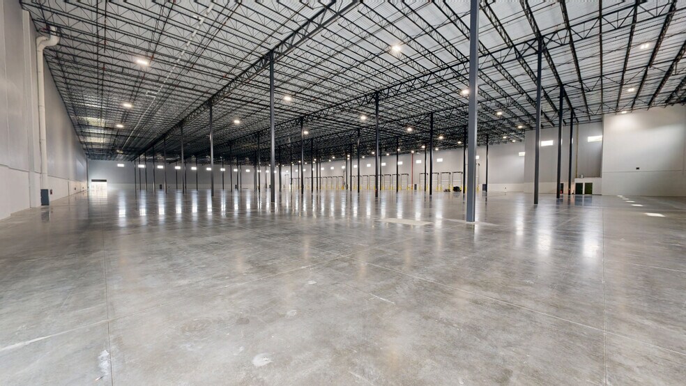 620 W Commodore Boulevard, Jackson, NJ à louer - Numérisation 3D Matterport – Image 3 sur 30