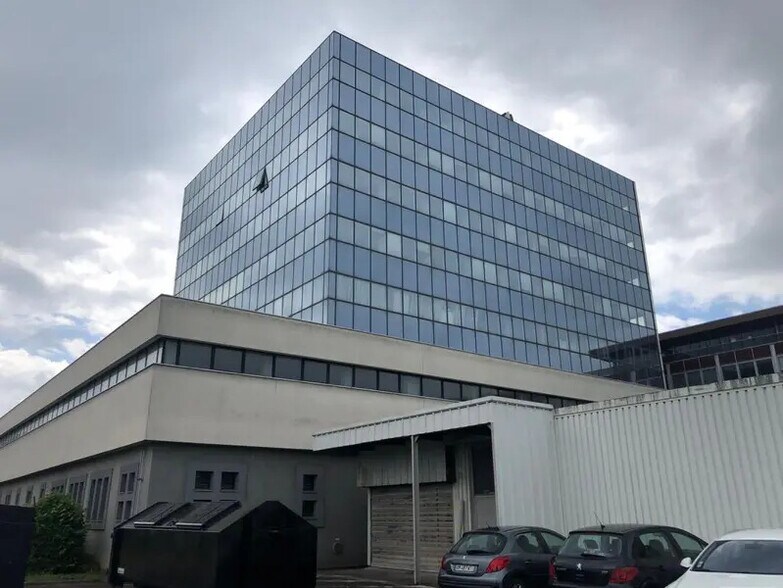 Bureau dans Besançon à louer - Photo de l’immeuble – Image 3 sur 8