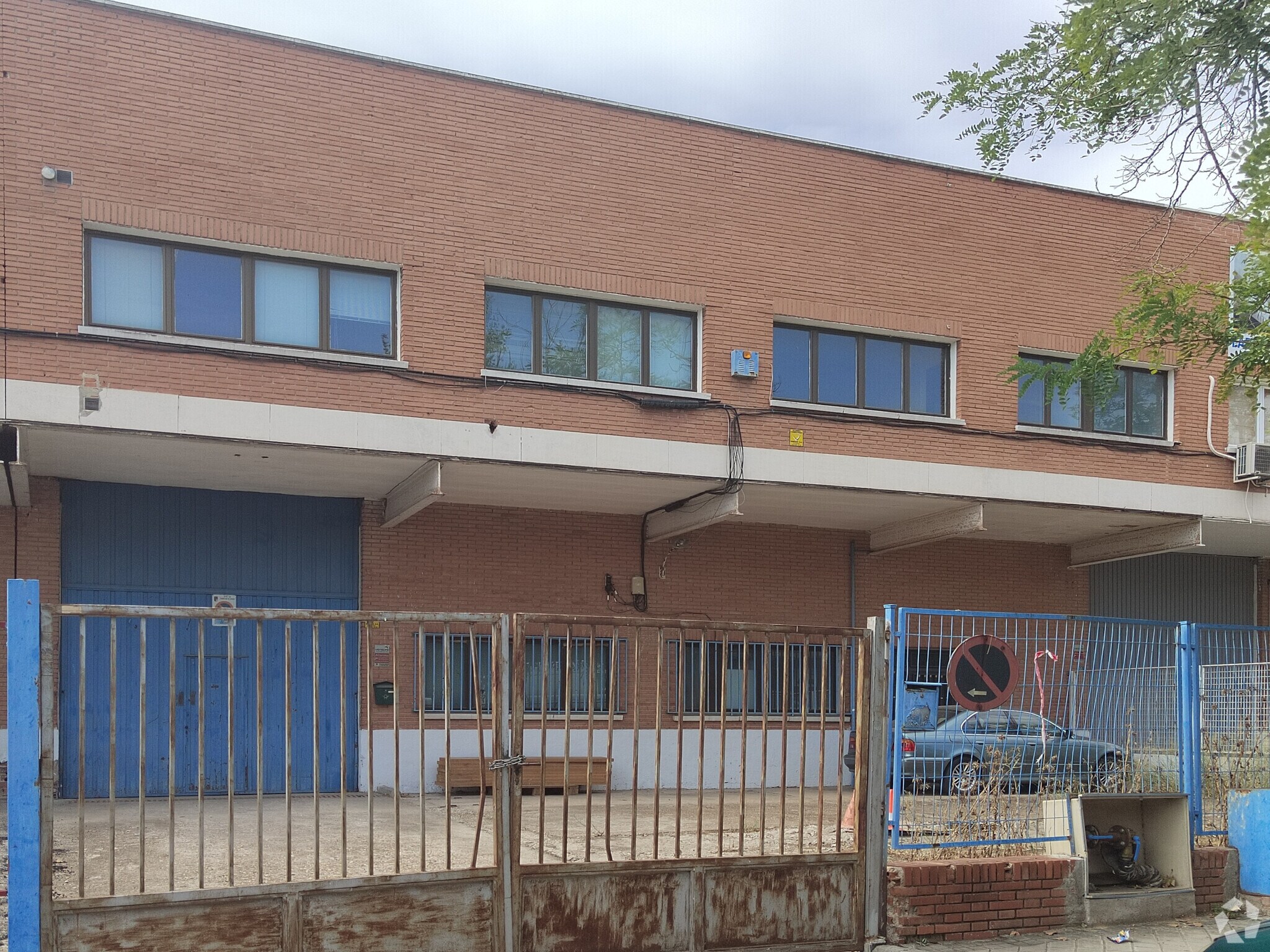 Industriel/Logistique dans Torrejón de Ardoz, Madrid à vendre Photo de l’immeuble– Image 1 sur 16
