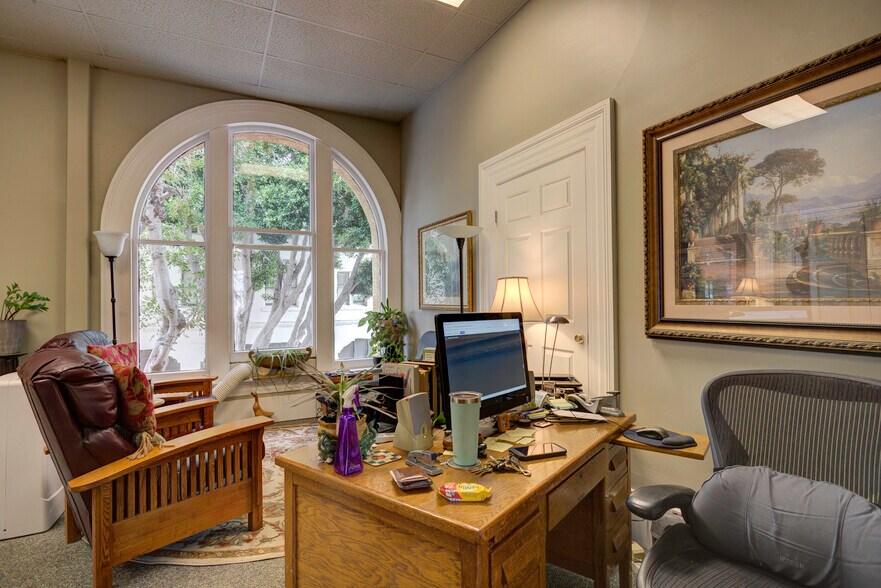 793 Higuera St, San Luis Obispo, CA à vendre - Photo intérieure – Image 2 sur 17
