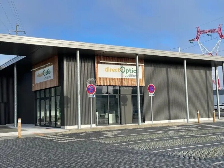 Local commercial dans Biganos à louer - Photo de l’immeuble – Image 3 sur 8