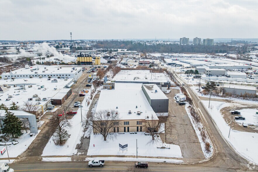 145 Sheldon Dr, Cambridge, ON à louer - Aérien – Image 2 sur 3