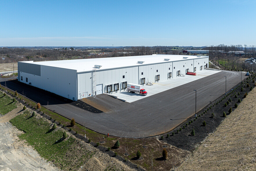 1300 International Dr, Oakdale, PA 15071, Oakdale, PA à louer - Photo de l’immeuble – Image 3 sur 5
