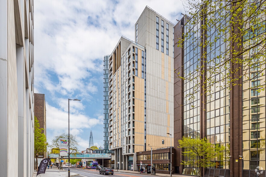 93 Newington Causeway, Londres à louer - Photo de l’immeuble – Image 2 sur 4