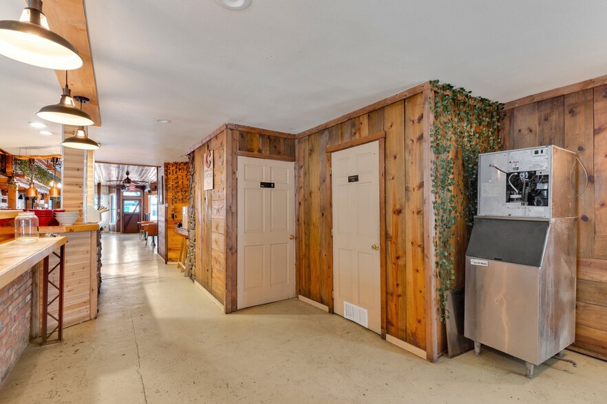 215 Main St, Westcliffe, CO à vendre - Photo intérieure – Image 2 sur 28