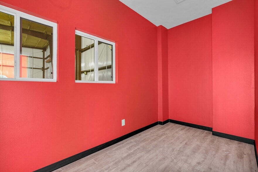 16277 North Fwy, Houston, TX à vendre - Photo de l’immeuble – Image 3 sur 9