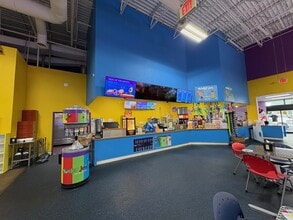 10299-10391 Royal Palm Blvd, Coral Springs, FL à louer Photo intérieure– Image 2 sur 25