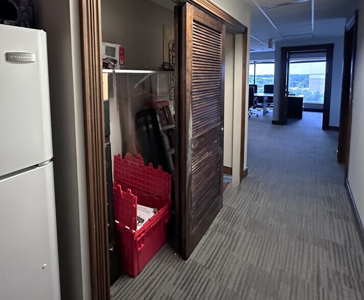 18501 Murdock Cir, Port Charlotte, FL à louer - Photo de l’immeuble – Image 2 sur 37