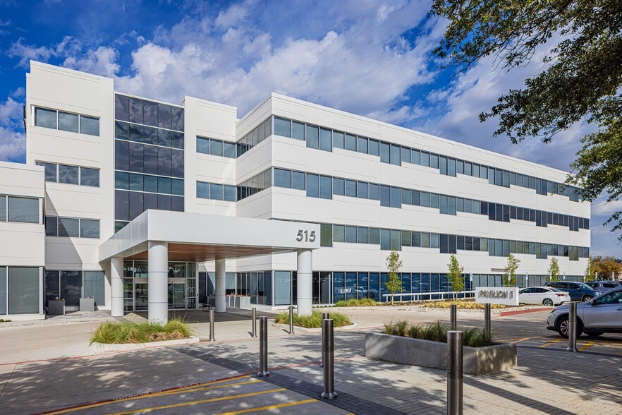 515 W Mayfield Rd, Arlington, TX à louer - Photo de l’immeuble – Image 1 sur 4