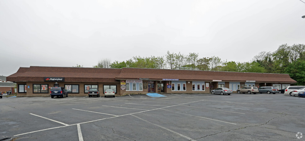 5220 Williamson Rd NW, Roanoke, VA à louer - Photo de l’immeuble – Image 2 sur 4