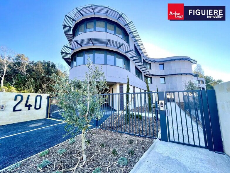 Bureau dans Aix-en-Provence à louer - Photo de l’immeuble – Image 3 sur 20