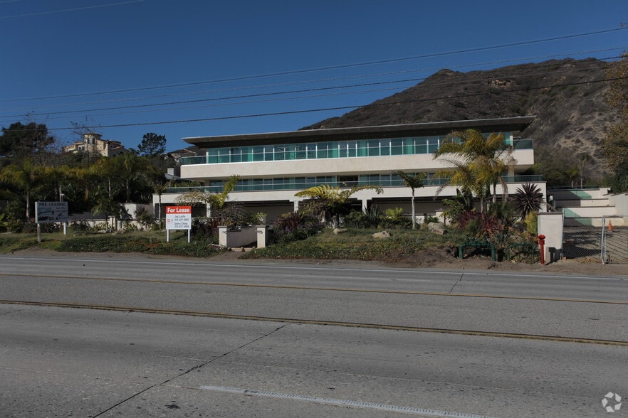 24903 Pacific Coast Hwy, Malibu, CA à louer - Photo de l’immeuble – Image 3 sur 23