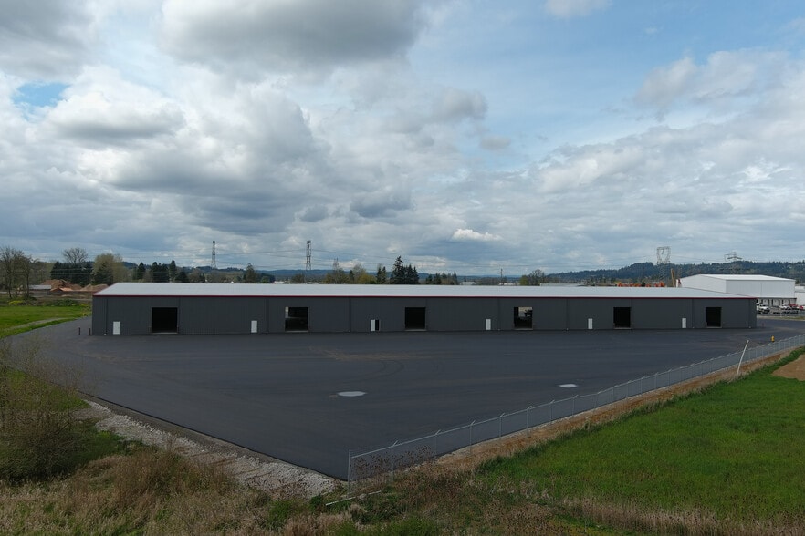 209 Hamilton Rd, Chehalis, WA à louer - Photo de l’immeuble – Image 3 sur 6